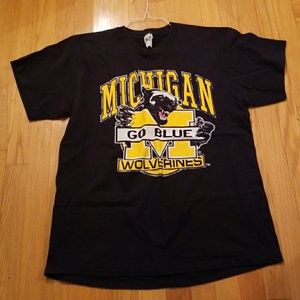 MICHIGAN.  T SHIRT